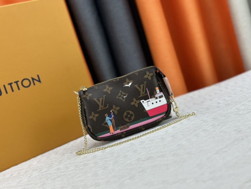 LV Clutch Bags